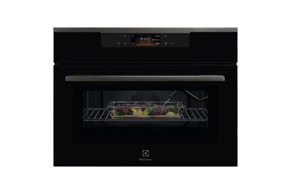 Vgradna kompaktna pečica z MW funkcijo Electrolux KVLBE09H