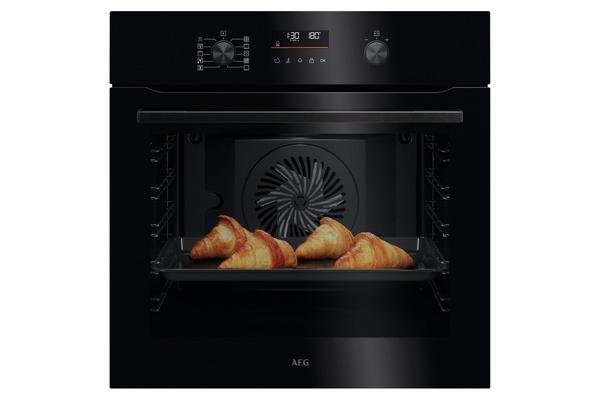 Vgradna pečica AEG NBA5P43AK