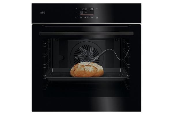Vgradna pečica AEG TA5PB53APB