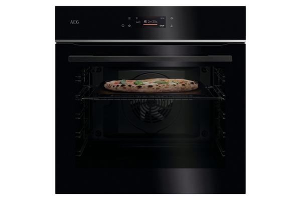Vgradna pečica AEG TX7PB63FSB