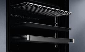 Vgradna pečica Electrolux EOF4P74X - ODPRODAJA EKSPONATA